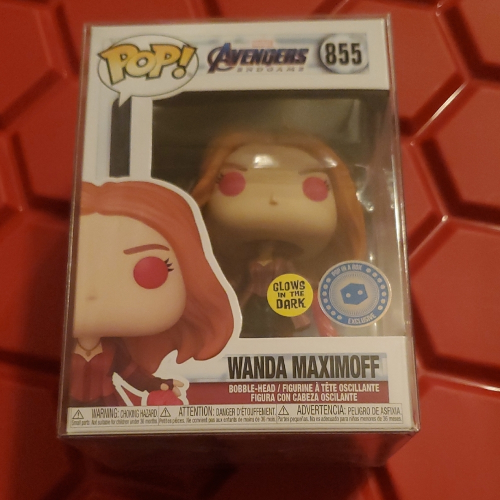 Marvel Avengers Endgame Wanda Maximoff #855 Glow In The Dark Exclusive Funko Pop